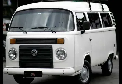 2012 volkswagen kombi standart 9 lugares