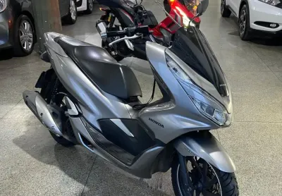 Honda pcx 150 ano 2019