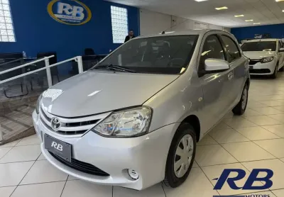 Toyota etios xs 1.5 flex 16v 5p mec.