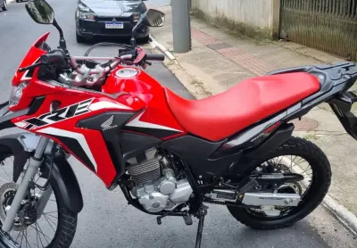 Honda xre 300 abs 2022, único dono, apenas 13.000 km, revisada concessionária 