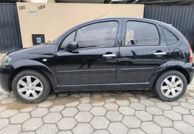 Citroen c3 exclusive 1.4 completo, manual, câmera de ré e multimidia