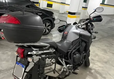 Triumph tiger explorer 1200cc 2015 r$48.900,00  segundo dono aceito troca  faço financiamento  revis