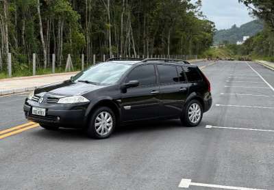 Megane grand tour 2011 1.6 manual r$29.900,00  faço financiamento 