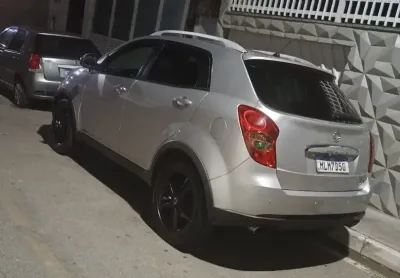 Korando automática diesel 2012 r$37.900,00  10 mil abaixo da fipe financio 100% aceito troca pneus b