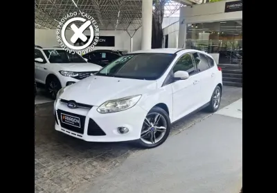 Ford focus hatch flex automático