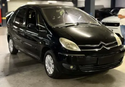 Xsara Picasso Exclusive 2.0 16V Aut.