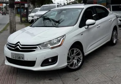 C4 lounge exclusive 1.6 turbo 4p aut.