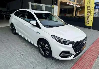 Caoa chery arrizo 6 6 proh ( hibrido ) 23 mil km com teto solar - branca - 2022/2023