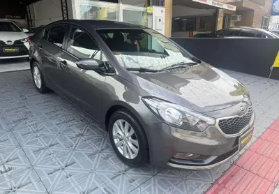 Kia cerato sx3 automatico  - cinza - 2013/2014