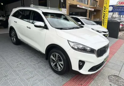 Kia Sorento EX 7 LUGARES  - Branca - 2017/2018