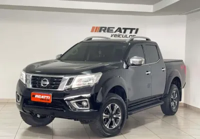 Nissan frontier le at  4x4 2018