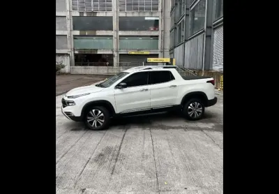 Fiat toro 1.3 turbo 270 flex volcano at6