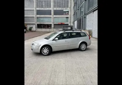 Renault MEGANE 1.6 DYNAMIQUE GRAND TOUR 16V FLEX 4P MANUAL