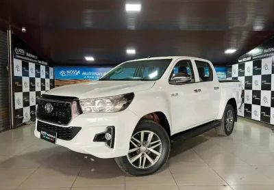 Toyota hilux sr 2.8 manual 2019