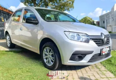 Renault Logan 2023 1.0 12v sce flex life manual