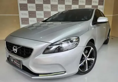 Volvo v40 t4 dynamic 2013