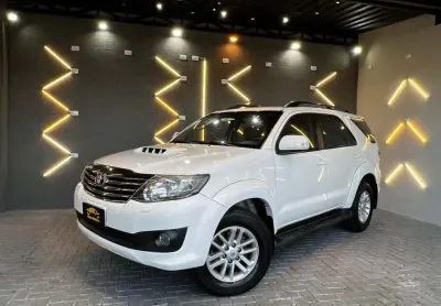 Toyota hiluxsw4 srv4x4 2012