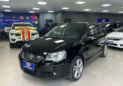 Volkswagen polo sedan 1.6 comfor 2011