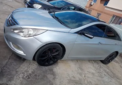 Sonata  2.4  16v 182cv  4 p