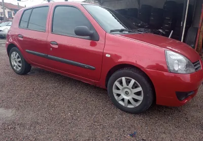 Clio super econômico financiamento até 60 x 