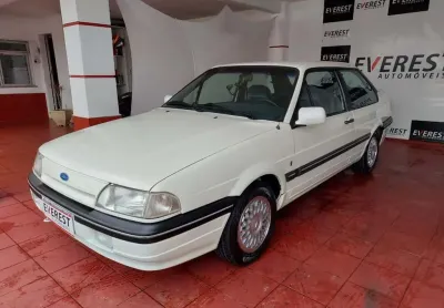 Ford versailles ghia 2.0 i 2p 1994