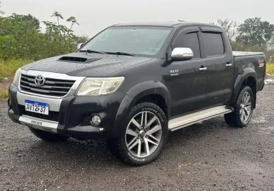 Toyota hilux cd4x4 srv 2012