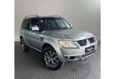 Mitsubishi pajero tr4 2013 2.0 4x2 16v 140cv flex 4p manual