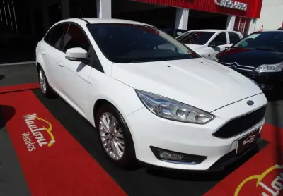 Ford focus 2.0 se 16v flex 4p powershift 2017