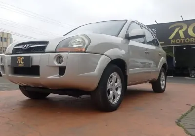 Tucson gls 2.7  automatico ( entrada + 48 x r$899,00)  excelente oportunidade de negociaçao. 