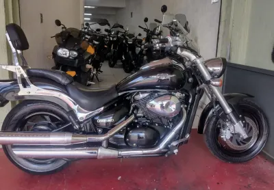 Suzuki boulevard m800  impecavel com apenas 70.000km