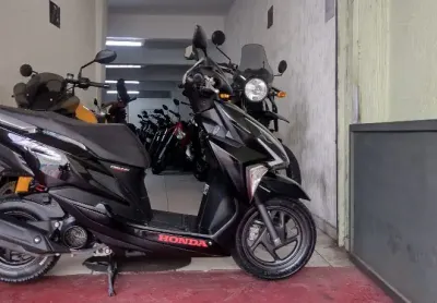 Honda elite 125  impecavel com 13.000km
