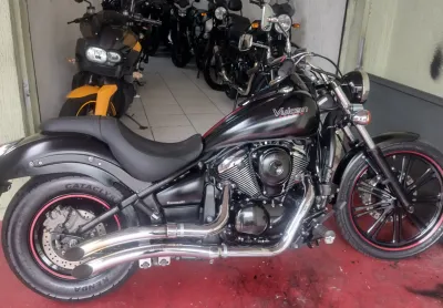 Kawasaki vulcan 900 custom edição especial impecavel