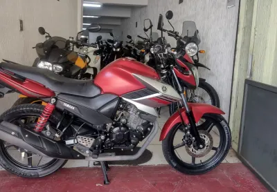 Yamaha ys 150  fazer sed flex  impecavel com apenas 30.000km