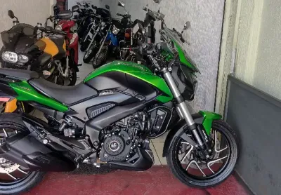 Bajaj dominar 400 abs impecavel com apenas 8.000km