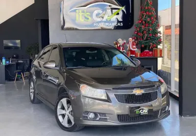 Chevrolet cruze lt hb 2014
