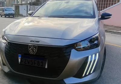 Vendo Peugeot 208 Style 2025 - 8.000 km rodados - IPVA 2026 quitado 
