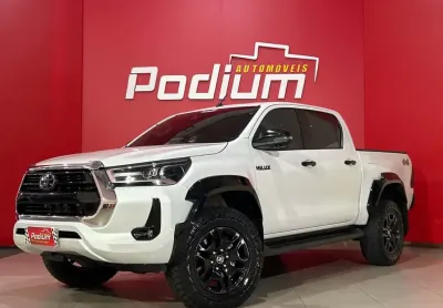 Toyota hilux cd srx plus 4x4 2.8 tdi die. aut.