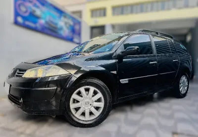 Renault megane 1.6 dynamique hi-flex 4p 2011