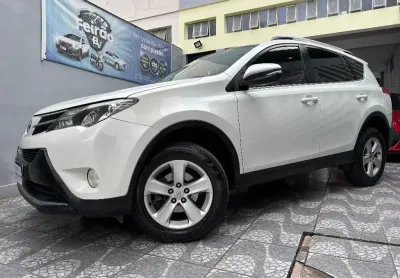Toyota rav4 2013 revisado com garantia da loja 