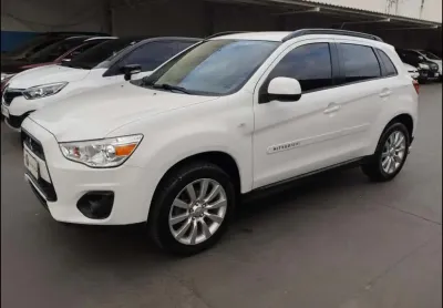 Mitsubishi asx 2.0 cvt 2015