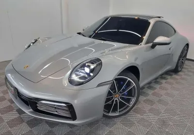 Porsche 911 carrera 2020