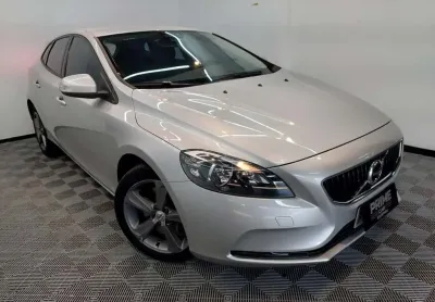 Volvo v40 2.0 t4 kinet 2019