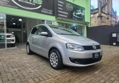 Volkswagen fox 1.0 8v (g2) (confort) 4p 2014