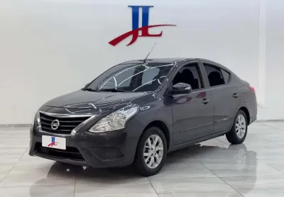 Nissan versa 16sv cvt 2020