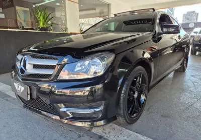 Mercedes Benz C-180 Gasolina Automático