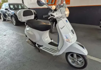 Piaggio vespa gasolina automático