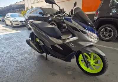 Honda pcx 150 gasolina automático