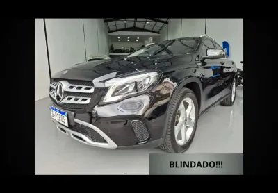 Mercedes Benz GLA-200 Flex Automático