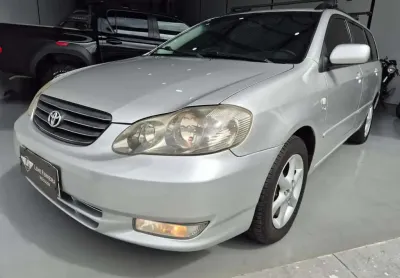 Toyota Corolla Fielder Gasolina Automático