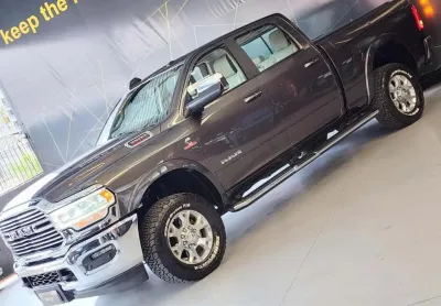 Ram 3500 laramie 6.7 tb cd 4x4 diesel 2022